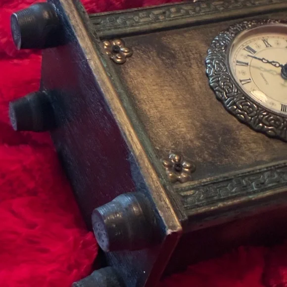 Mantel Clock - Inspired Vintage BrownBlack Finish With Green Patina - Picture 9 of 12